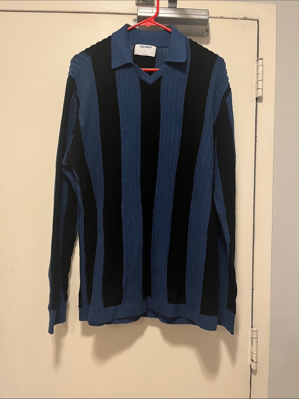Old Navy Men's Blue and Black Striped V-Neck Polo Sweater